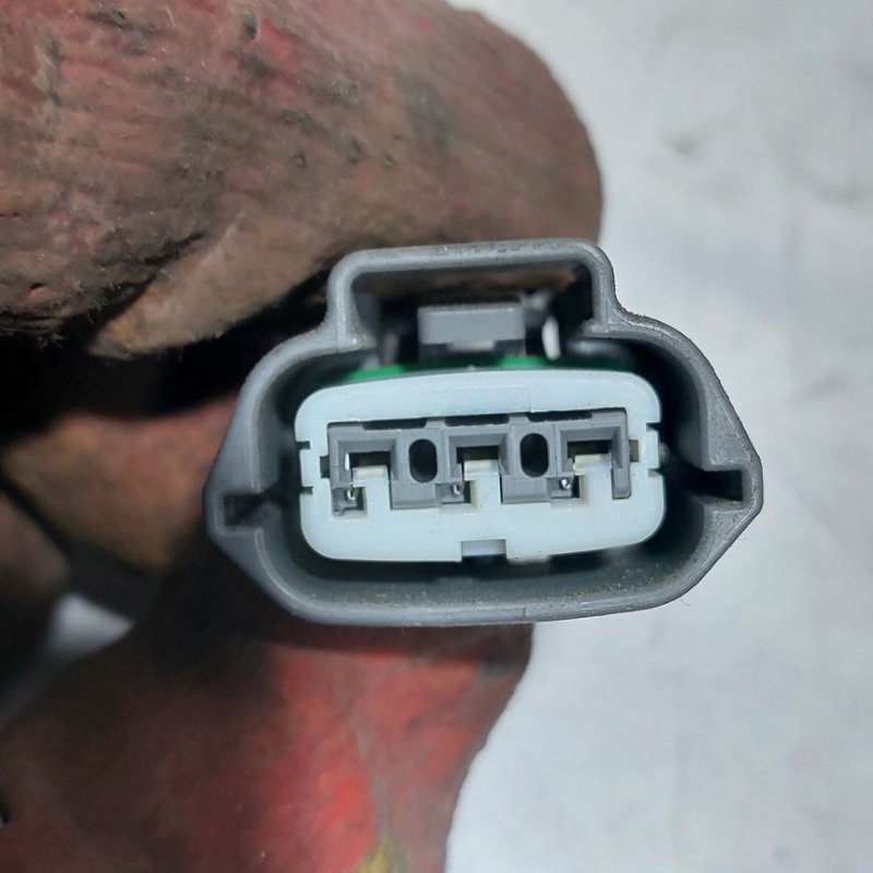 Разъём Qashqai 2010 J10 MR20-DE Разъём Qashqai 2010 J10 MR20-DE