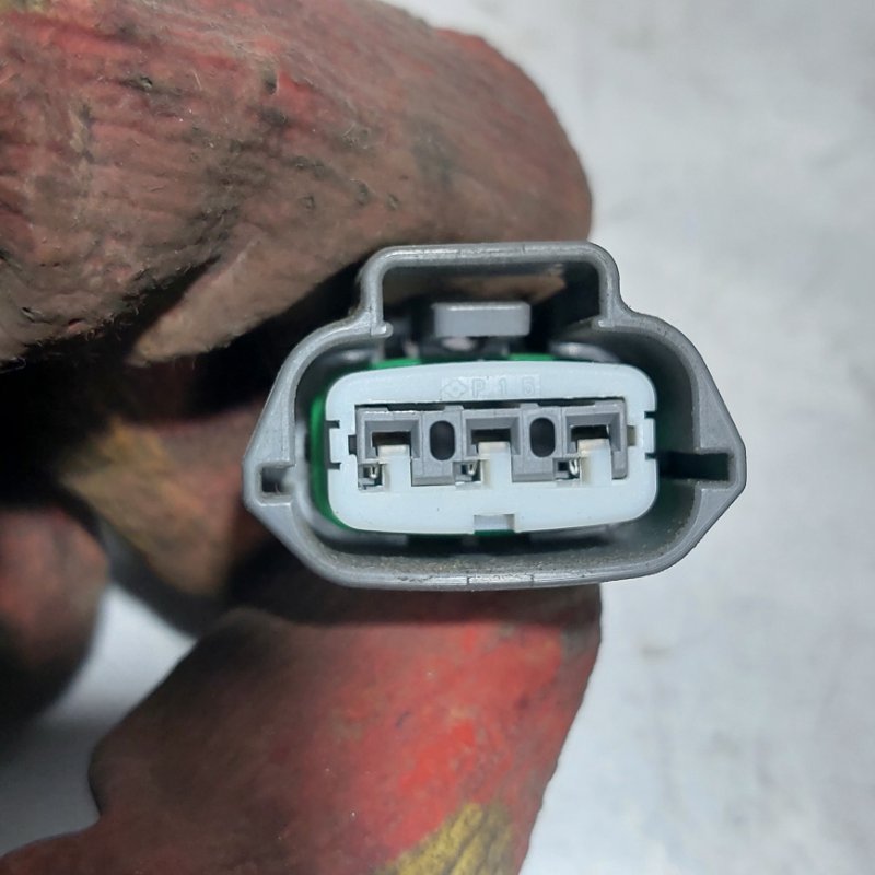 Разъём Qashqai 2010 J10 MR20-DE Разъём Qashqai 2010 J10 MR20-DE