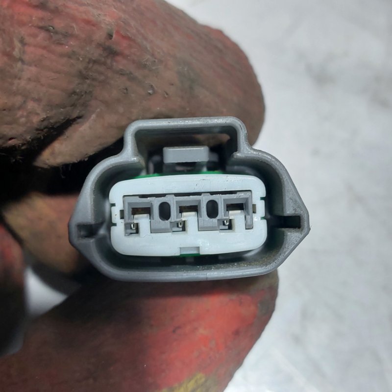 Разъём Qashqai 2010 J10 MR20-DE Разъём Qashqai 2010 J10 MR20-DE