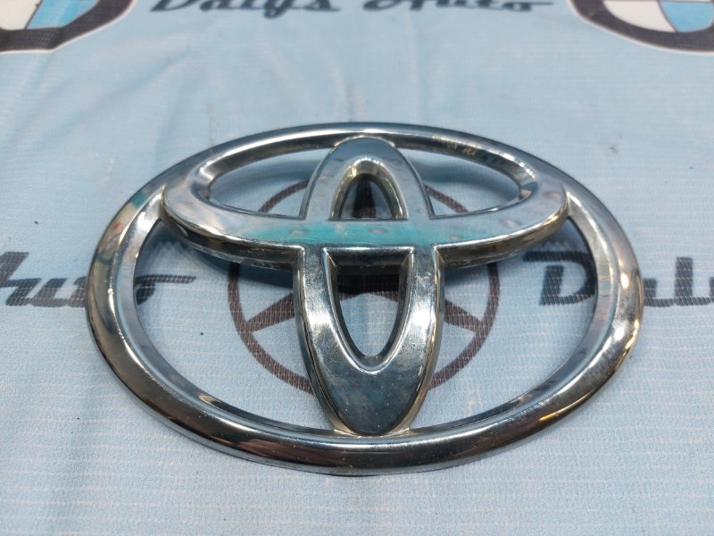 Эмблема решетки радиатора Toyota CAMRY 90975-02192 контрактная