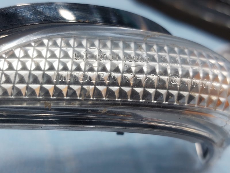 Повторитель поворота в зеркало левый CAMRY