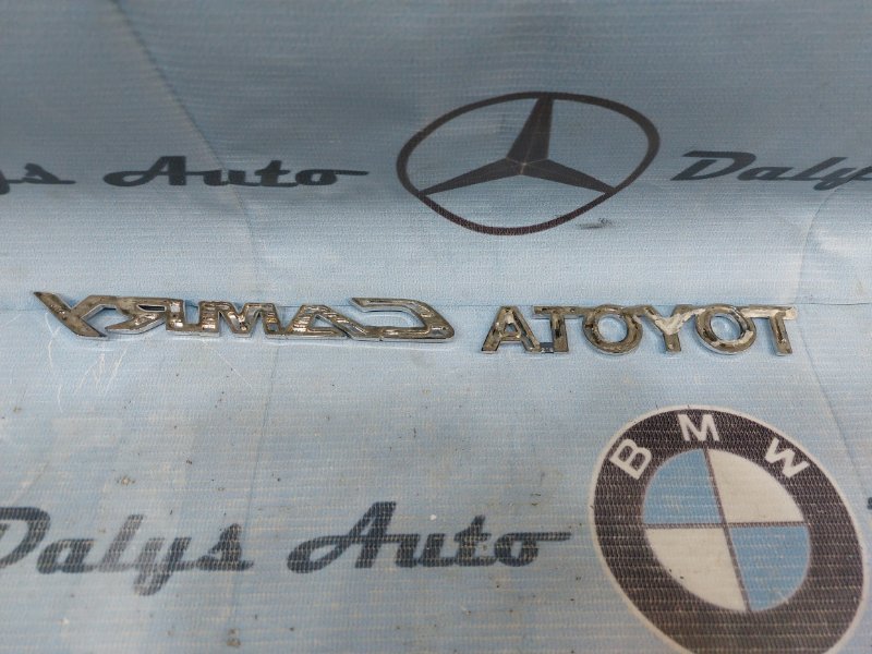 Шильдики CAMRY