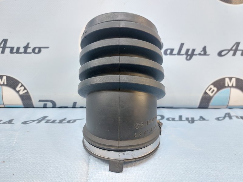 Патрубок воздушного фильтра Mercedes-Benz E-class 31/05/1999 w210 m112.911 2.4 1121410082 контрактная