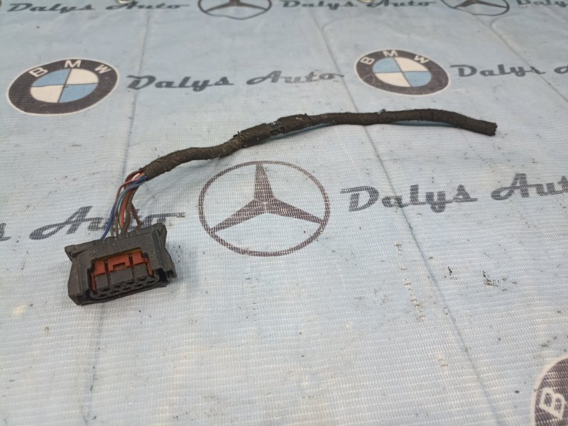 Фишка Mercedes-Benz E-class 03/11/1997 w210 m112.911 2.4 2085451628 Б/У