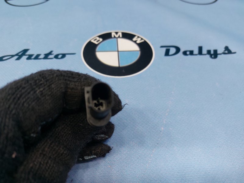 Датчик наружной температуры передний 525i 2010 F10 N52B25AF