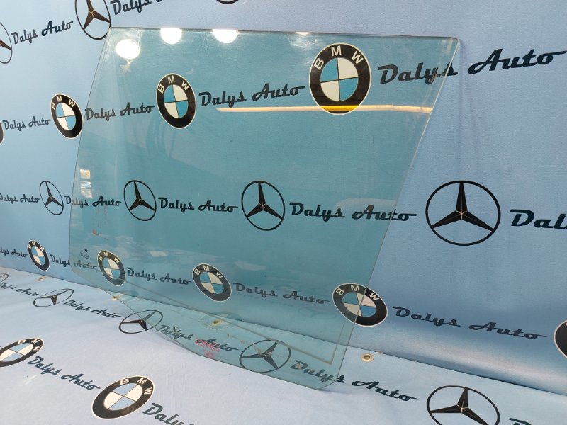 Стекло двери заднее левое BMW 528i e39 универсал m52b28