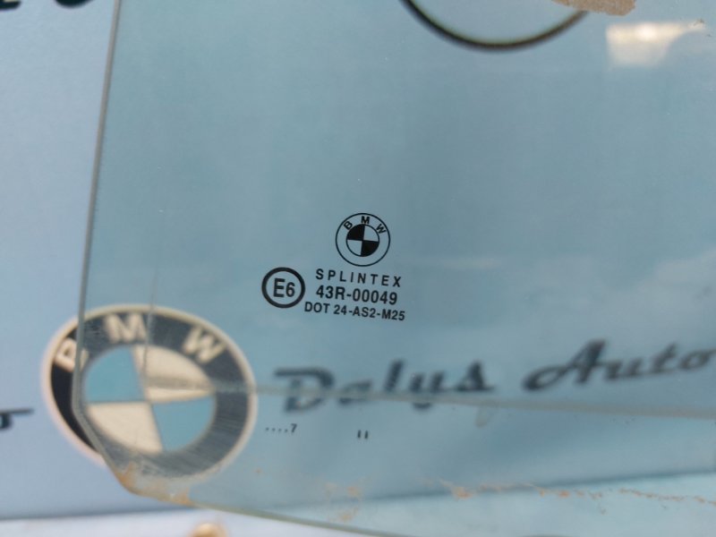 Стекло двери заднее левое 528i 1997 e39 универсал m52b28