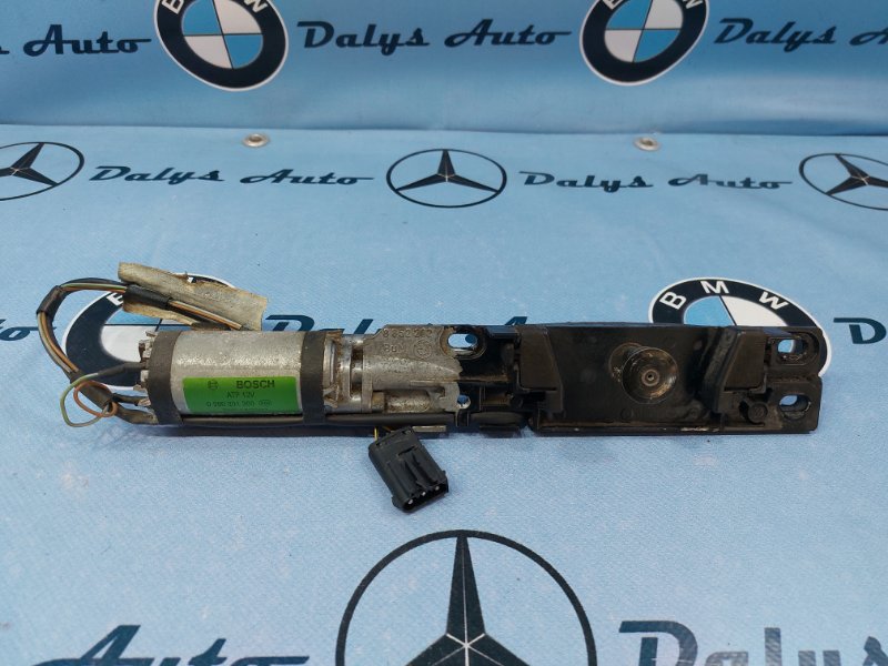 Замок крышки багажника BMW 735i 1999 e38 LCi M62B35TU 8352202 контрактная