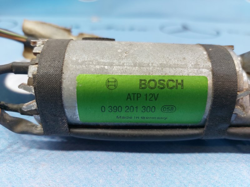 Замок крышки багажника 735i 1999 e38 LCi M62B35TU