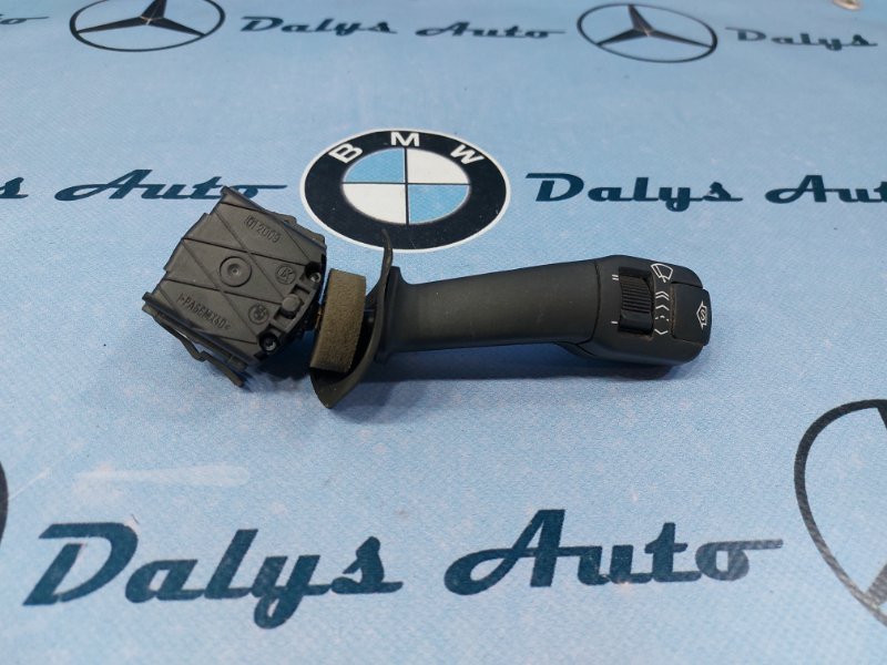 Подрулевой переключатель дворников BMW 528i 1997 e39 универсал m52b28 61318360880 контрактная