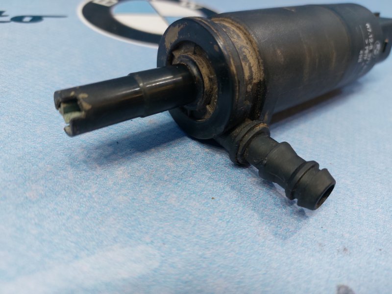 Насос омывателя фар 735i 1999 e38 LCi M62B35TU