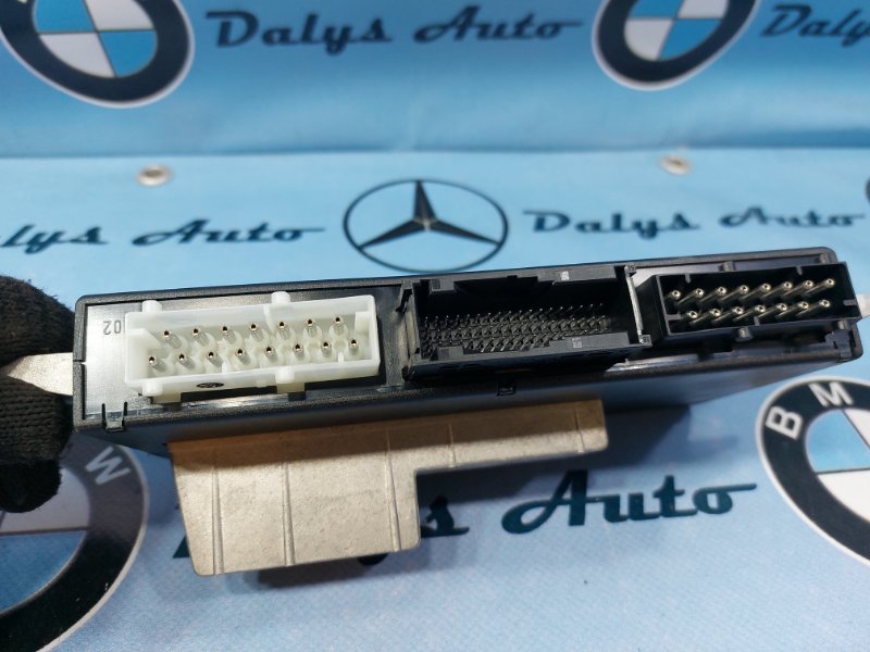 Блок управления светом 528i 1997 e39 универсал m52b28