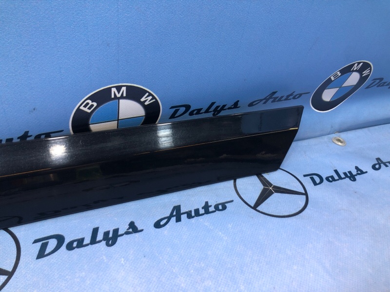 Молдинг двери задний левый B-CLASS 13.10.2010 W245 266.940 Молдинг двери задний левый B-CLASS 13.10.2010 W245 266.940