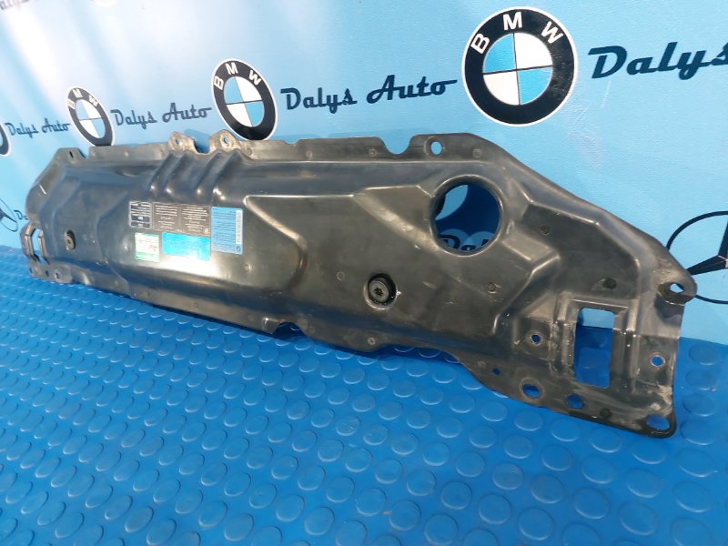 Верхняя планка телевизора BMW 525i е60 LCi n52b25