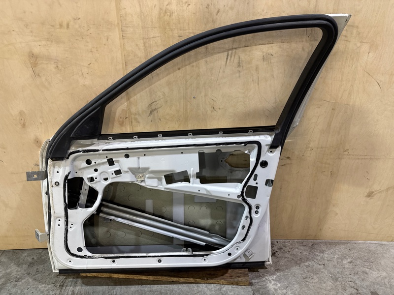 Дверь передняя правая 530i 2008 E60 N52b30
