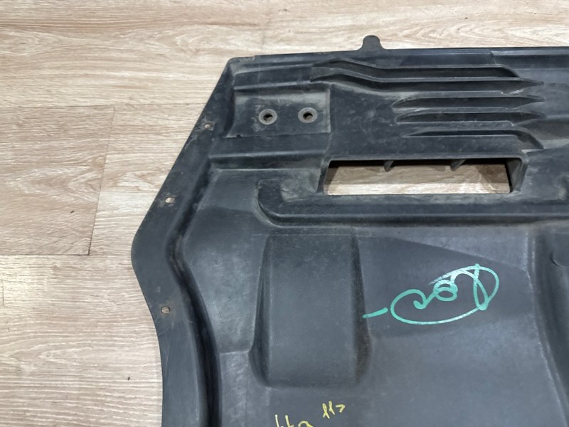 Защита двигателя Jetta 5С6