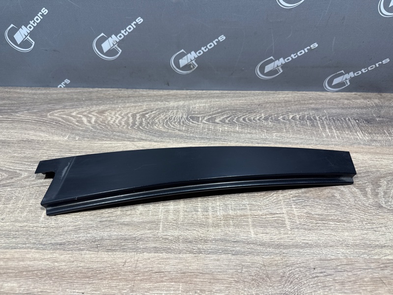 Накладка центральной стойки двери задняя правая BMW 550i 2007 E61 Touring N62B48B 51 35 7 033 812 контрактная