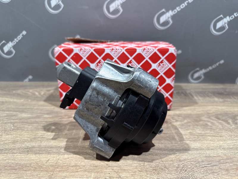 Подушка двигателя правая BMW 5/6-series G30/G31/G32 B47D20 22 11 6 883 514 новая