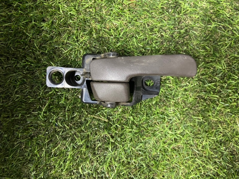 Ручка двери внутренняя Crown 1992 JZS 141 1JZ GE