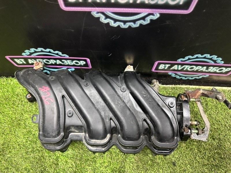 Коллектор впускной Toyota Platz 2000 NCP16 2NZ-FE Б/У