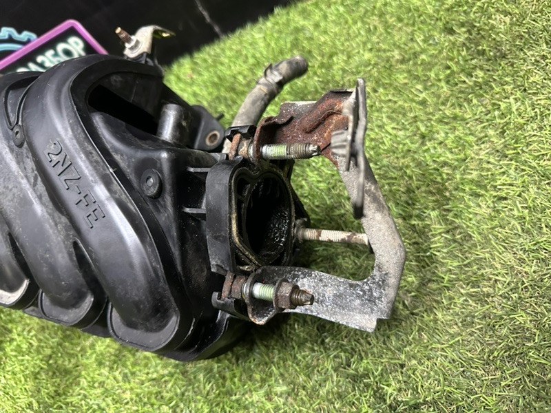 Коллектор впускной Platz 2000 NCP16 2NZ-FE