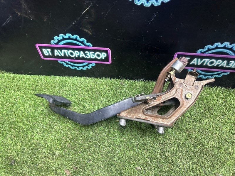 Педаль тормоза Chaser 1996 GX90 1G-FE