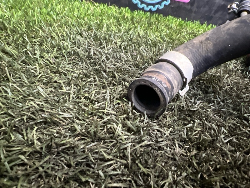 Патрубок радиатора печки R’nessa 1998 PNN30 KA24DE