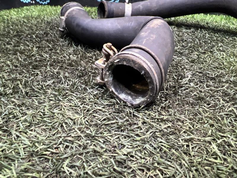 Патрубок радиатора R’nessa 1998 PNN30 KA24DE