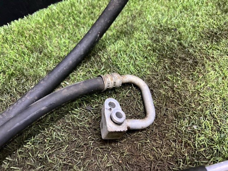 Трубка кондиционера R’nessa 1998 PNN30 KA24DE