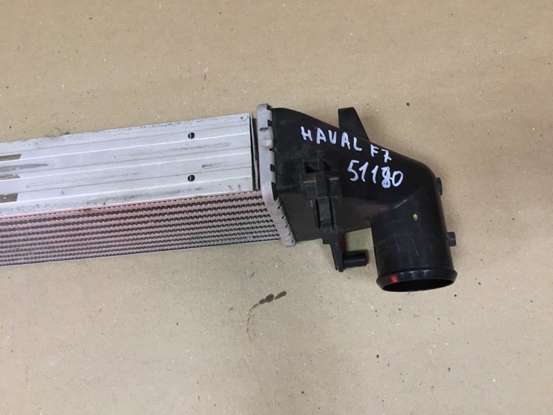 Радиатор интеркулер F7 1