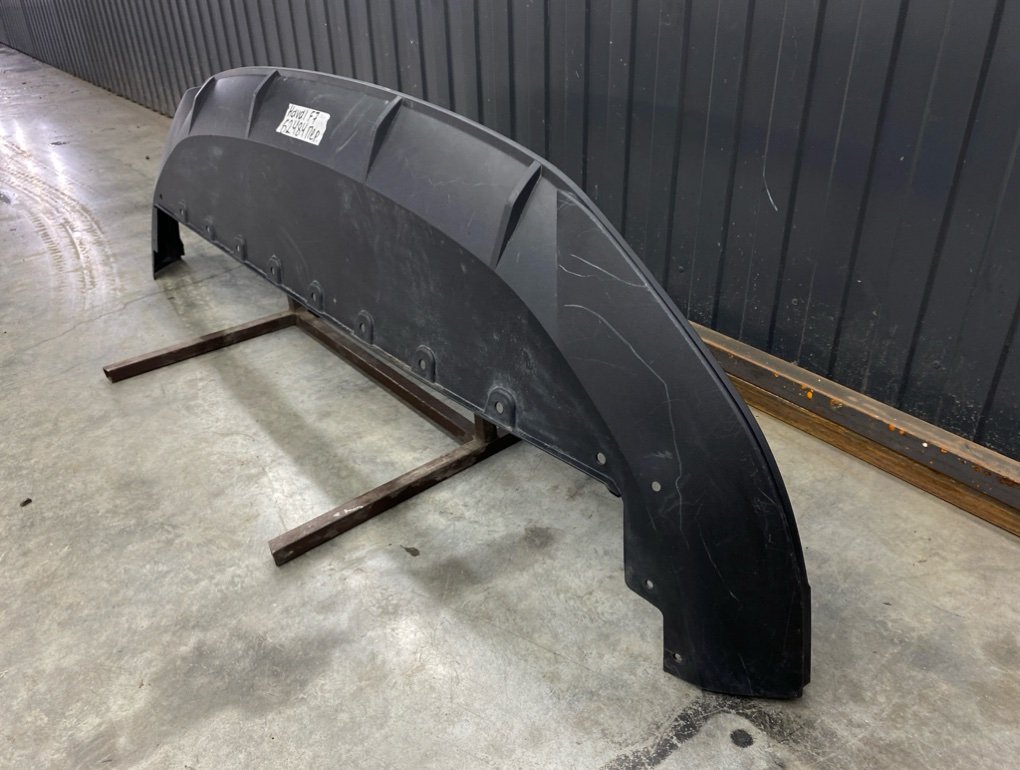 Накладка бампера передняя F7 2022-2024