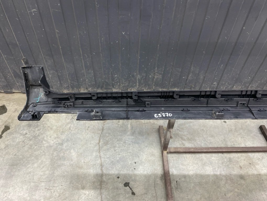 Накладка порога правая Coolray