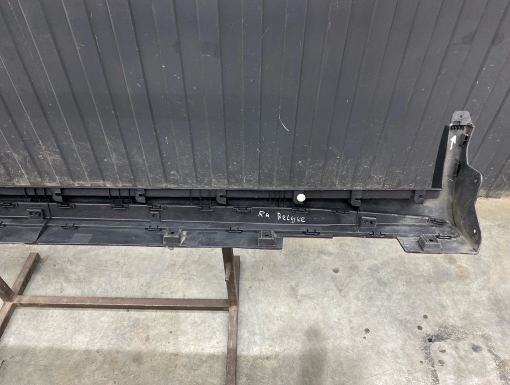 Накладка порога правая Coolray