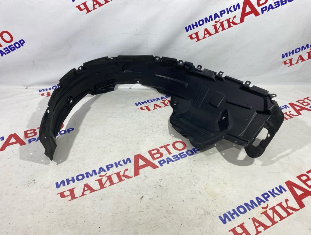 Локер подкрылок передний правый M6