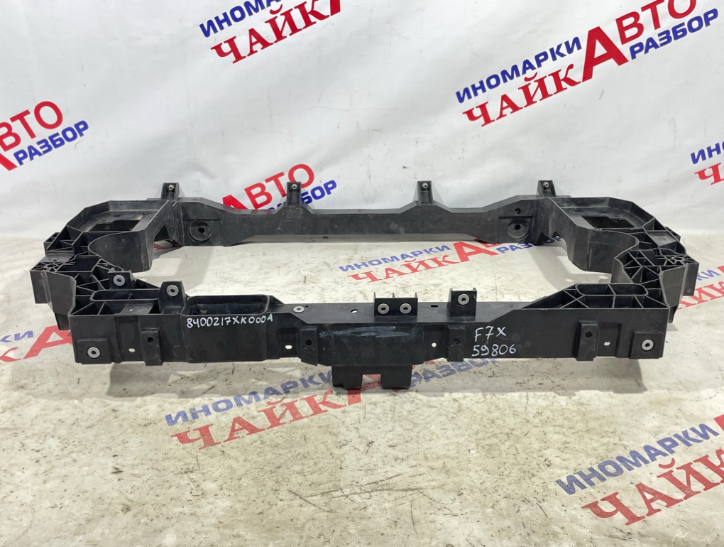 Рамка радиатора F7