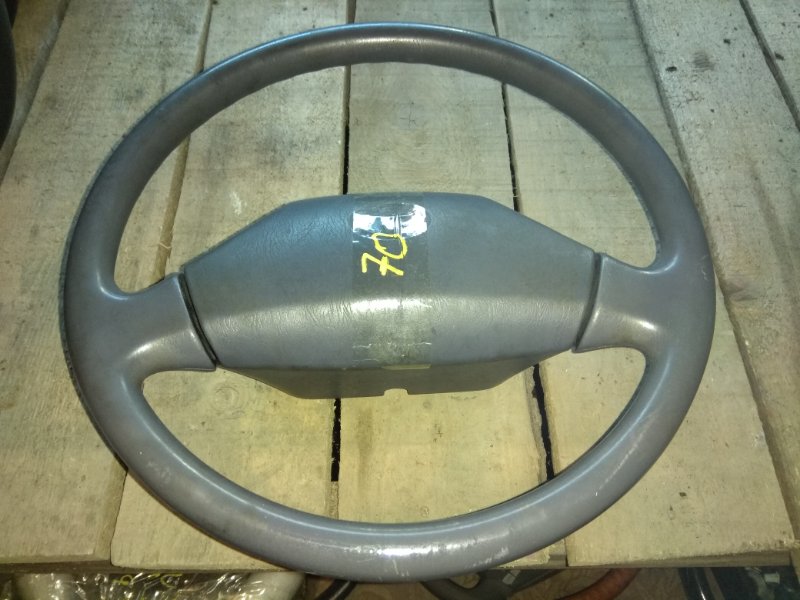 Руль Toyota Town Ace CR52 Руль Toyota Town Ace CR52