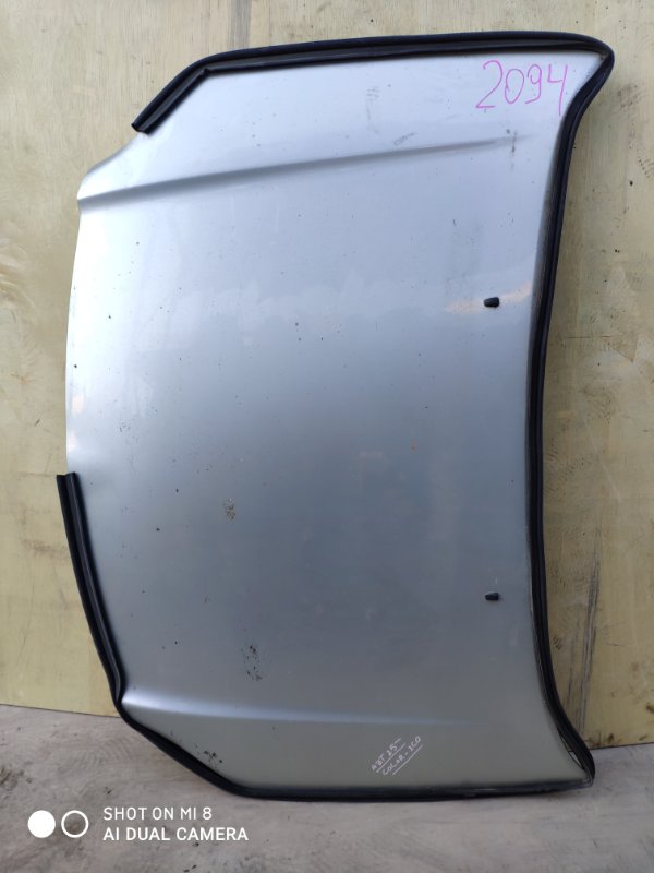 Капот Toyota Avensis AZT250 Капот Toyota Avensis AZT250