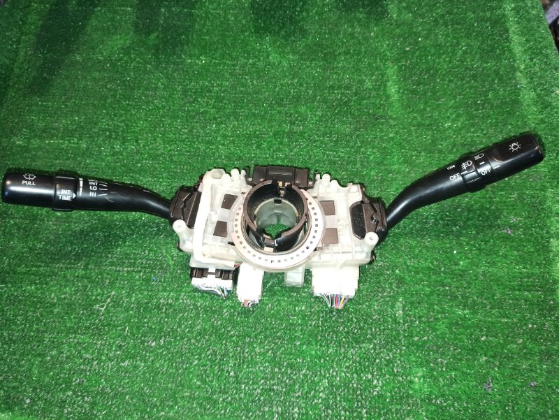Гитара Toyota Mark Ii GX110 Гитара Toyota Mark Ii GX110
