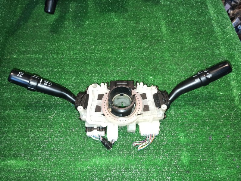 Гитара Toyota Mark Ii GX110 Гитара Toyota Mark Ii GX110