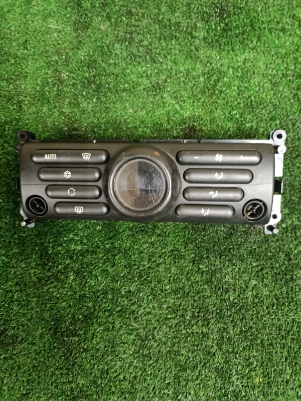 Запчасть блок управления климат-контролем MINI COOPER R50 64116952389 контрактная Блок управления климат-контролем MINI COOPER R50 64116952389 контрактная
