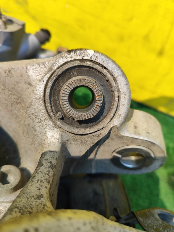 Ступица задняя правая IS250 GSE30 4GR-FSE