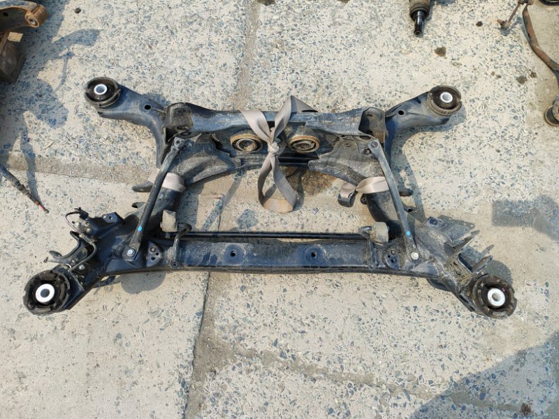 Балка подвески задняя IS250 GSE30 4GR-FSE