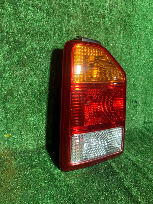 Стоп-сигнал задний левый NAKED L750S