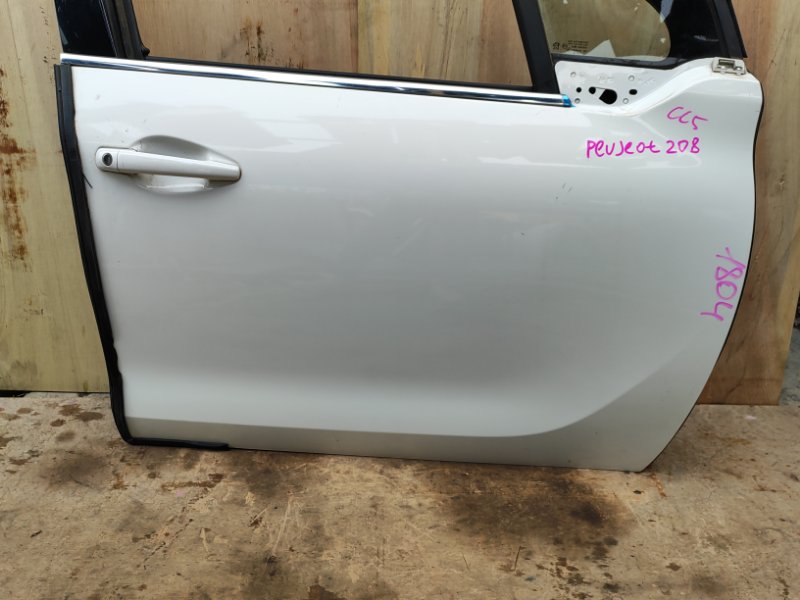 Дверь передняя правая 208 CC5