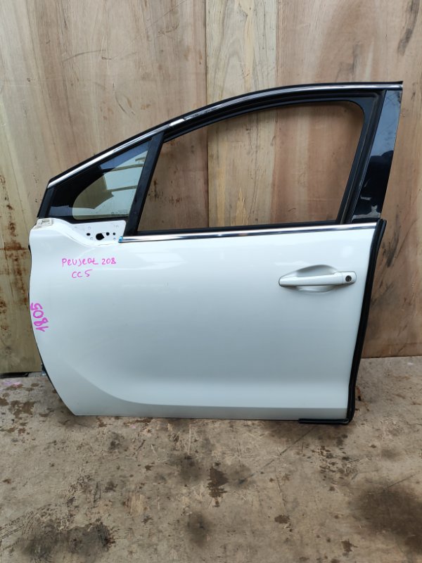 Дверь передняя левая Peugeot 208 CC5 9671889780 контрактная