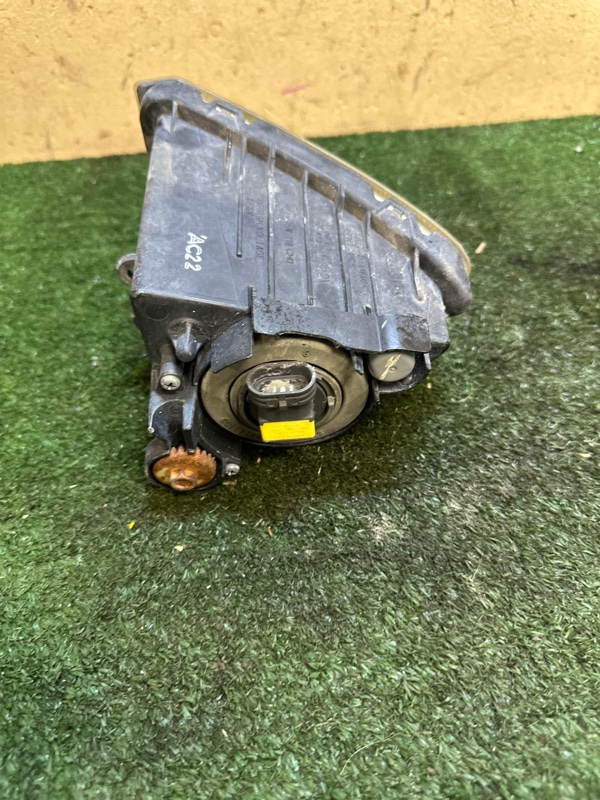 Туманка передняя левая LEGEND KB2 Туманка передняя левая LEGEND KB2