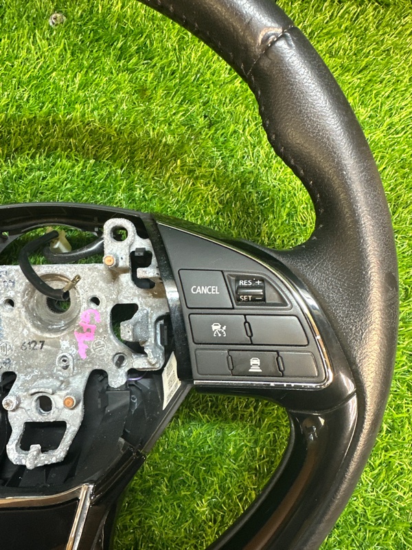 Руль MITSUBISHI OUTLANDER GF8W Руль MITSUBISHI OUTLANDER GF8W