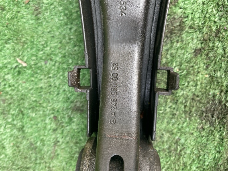 Рычаг задний правый B-CLASS W246