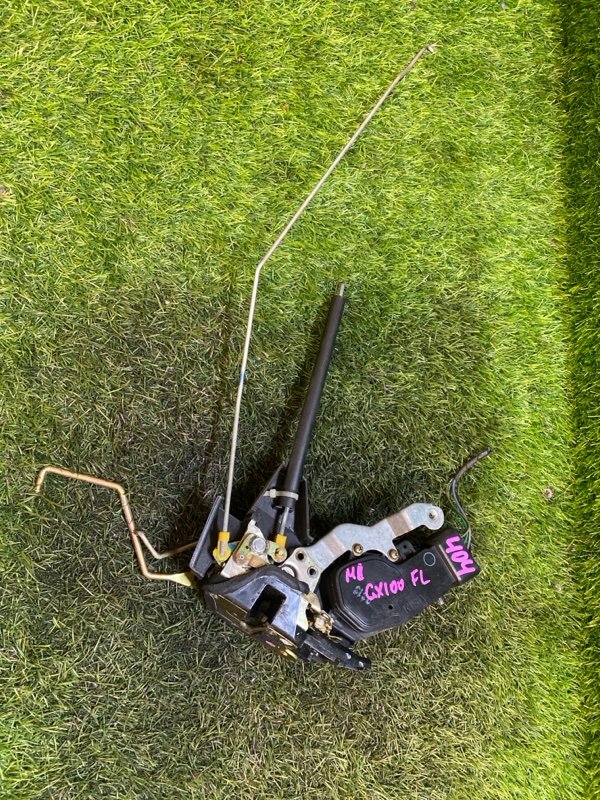 Замок двери передний левый TOYOTA MARK II GX100 контрактная