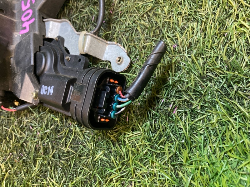 Замок двери передний правый MARK II GX100